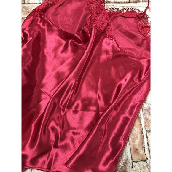NWOT Lilac + London Solid SATIN SOFT Cami Pajama Top & Pajama Shorts Set RED LG - Picture 7 of 8